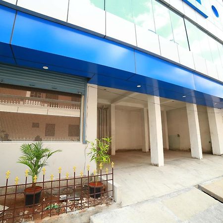 Sapphire Inn Пудучеррі Екстер'єр фото