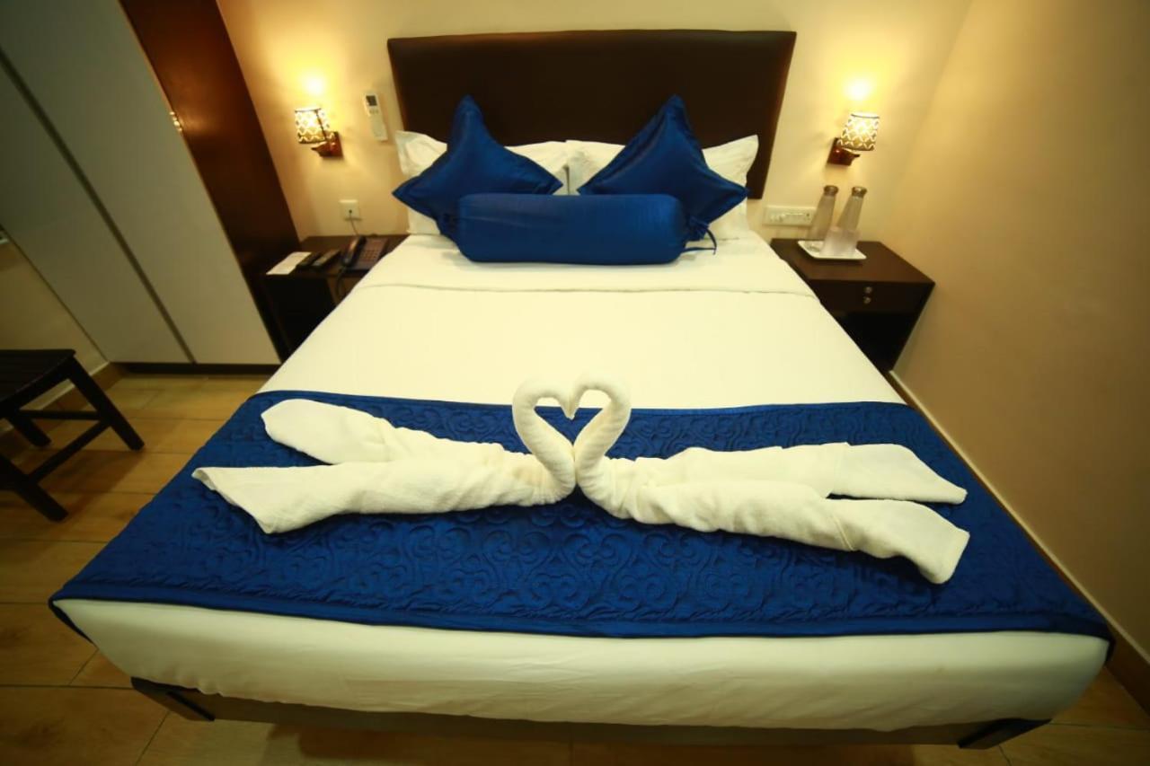 Sapphire Inn Пудучеррі Екстер'єр фото