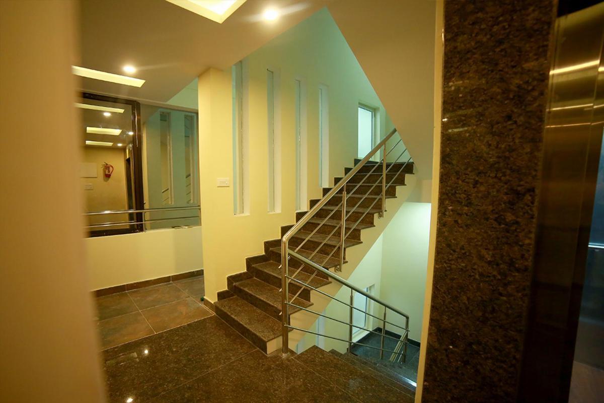 Sapphire Inn Пудучеррі Екстер'єр фото