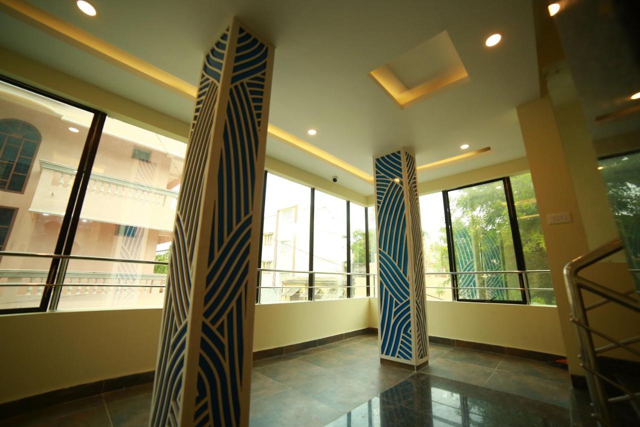 Sapphire Inn Пудучеррі Екстер'єр фото