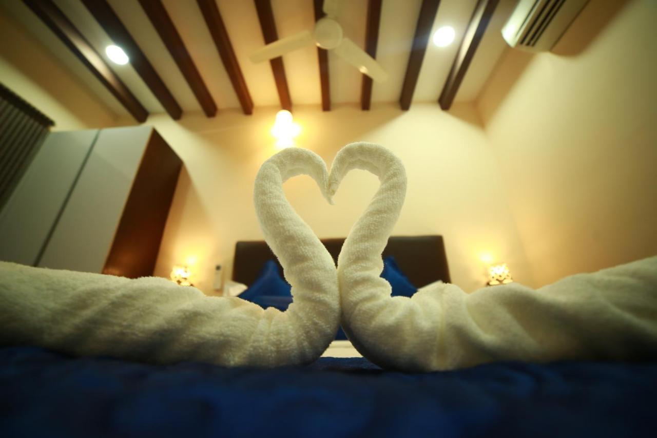 Sapphire Inn Пудучеррі Екстер'єр фото