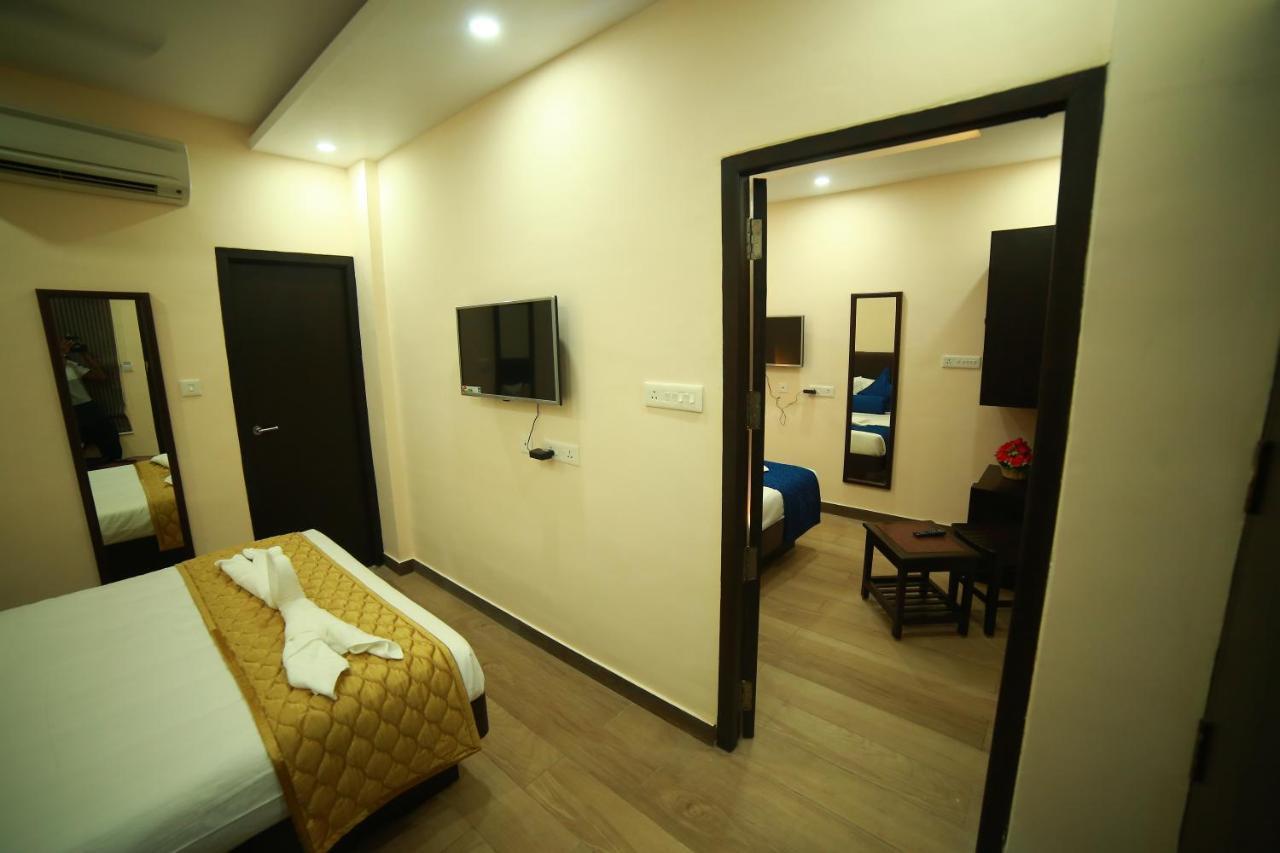 Sapphire Inn Пудучеррі Екстер'єр фото